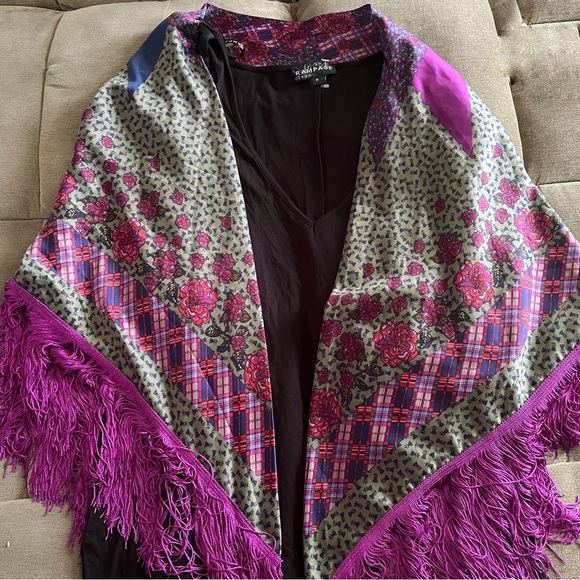 RAMPAGE blouse and poncho - Picture 8 of 16